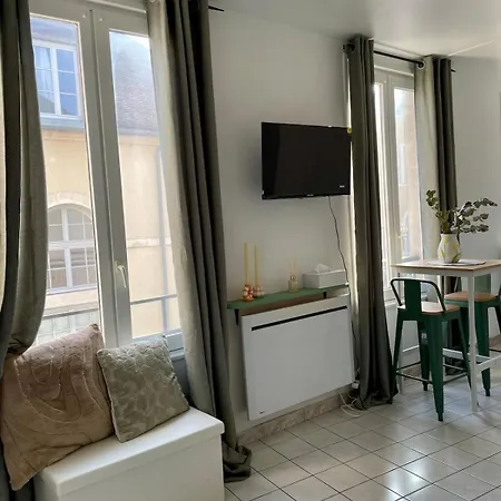La Loge Verte - Close To Theatre Imperial *
